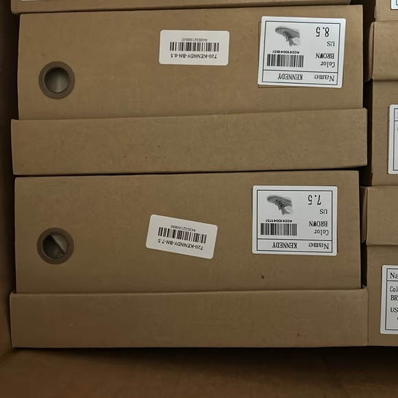 NIB Cognac Sherling trim lug lace up boot - Picture 12 of 12